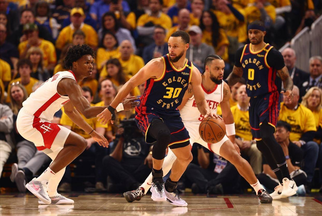 NBA常规赛倒计时，皇家社会赛后更衣室发声，细节引发关注，话题不断，轮换策略成焦点的简单介绍-爱游戏最新链接